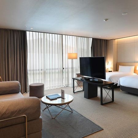 סיאול Orakai Cheonggyesan Hotel, BW Premier Collection מראה חיצוני תמונה