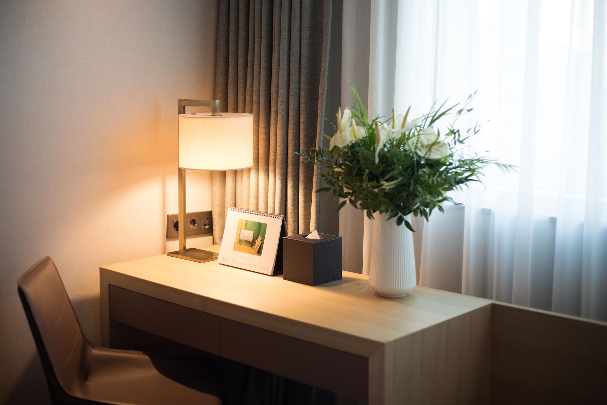 סיאול Orakai Cheonggyesan Hotel, BW Premier Collection מראה חיצוני תמונה