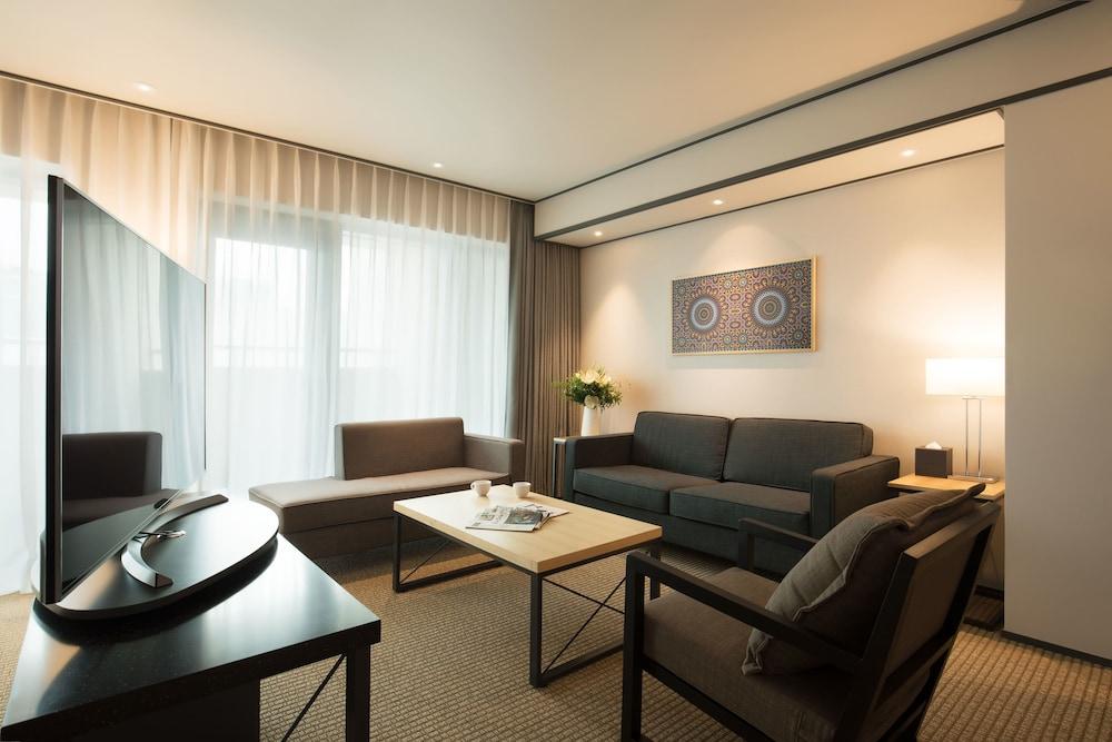 סיאול Orakai Cheonggyesan Hotel, BW Premier Collection מראה חיצוני תמונה