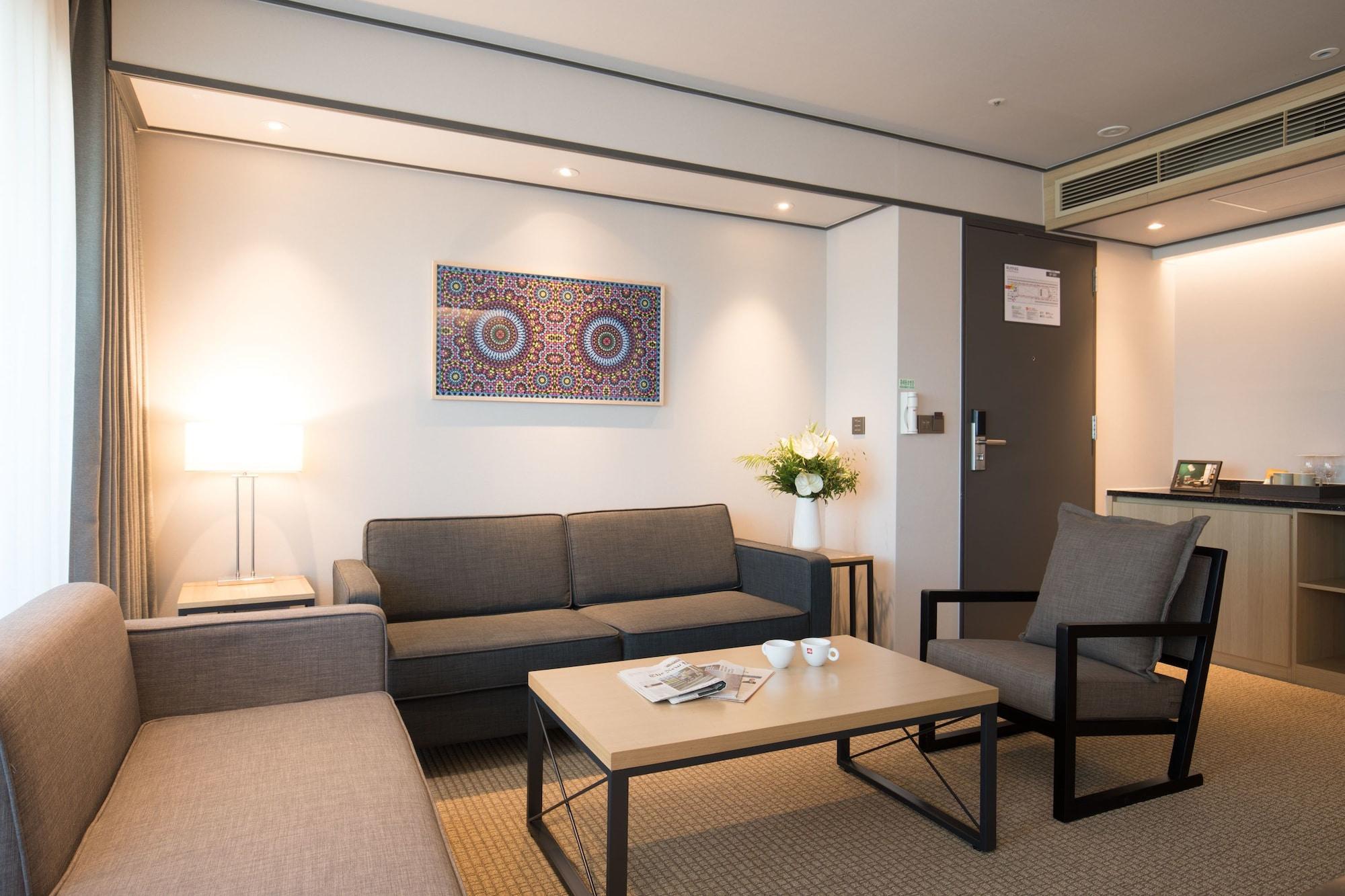 סיאול Orakai Cheonggyesan Hotel, BW Premier Collection מראה חיצוני תמונה