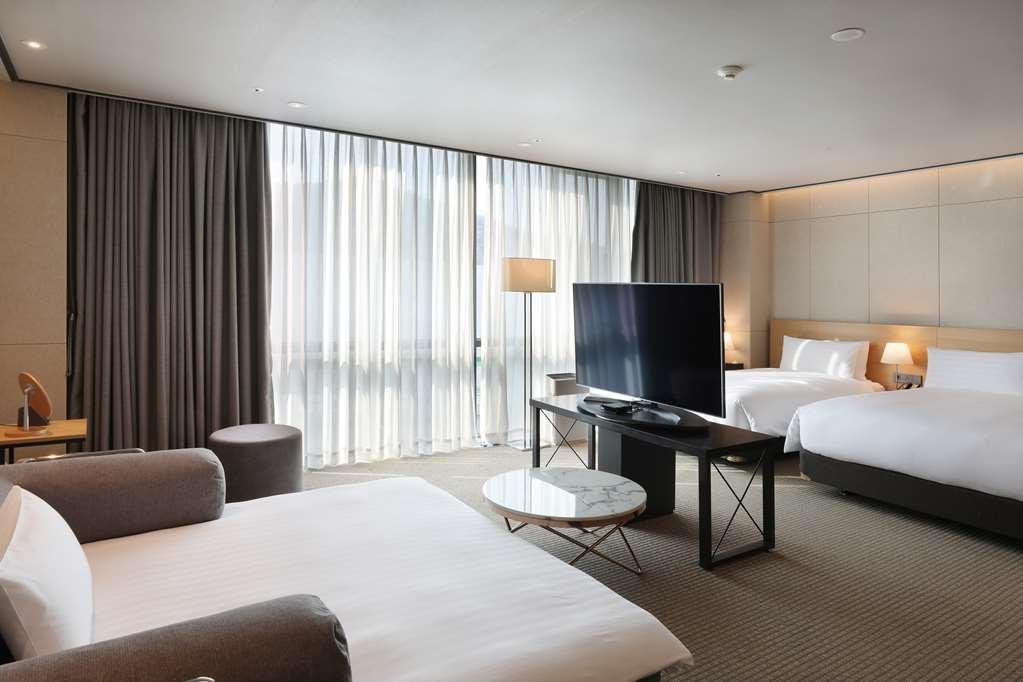 סיאול Orakai Cheonggyesan Hotel, BW Premier Collection חדר תמונה
